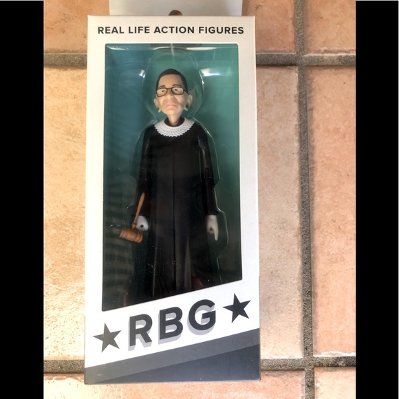 🏛Ruth Bader Ginsburg Action Figure - Picture 1 of 4